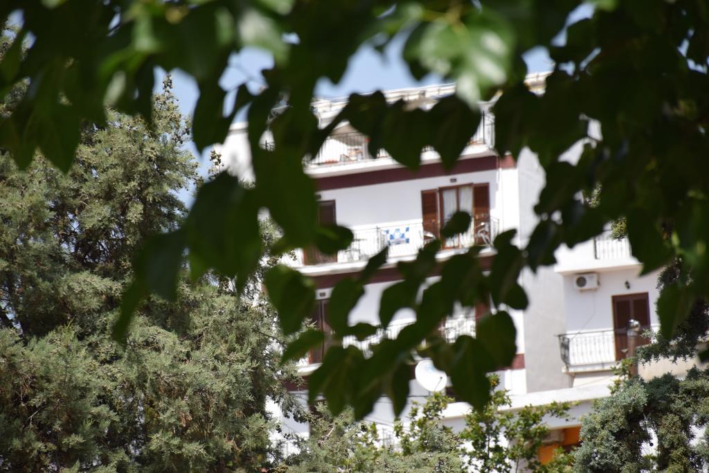 Pension Margarita Skiathos-stad Buitenkant foto