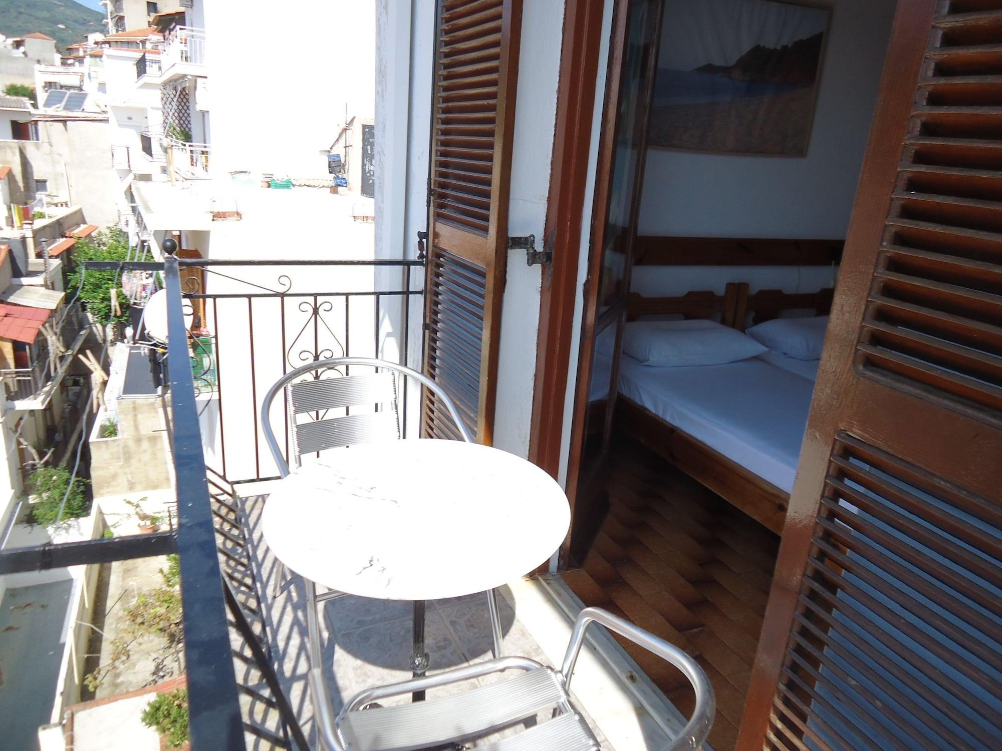 Pension Margarita Skiathos-stad Buitenkant foto