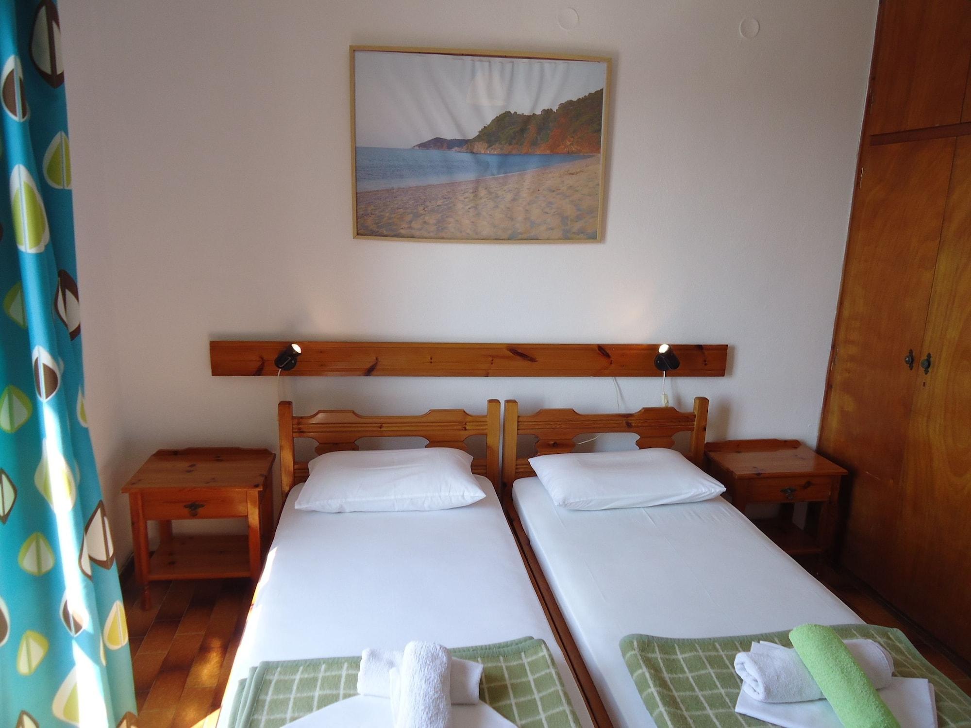 Pension Margarita Skiathos-stad Buitenkant foto