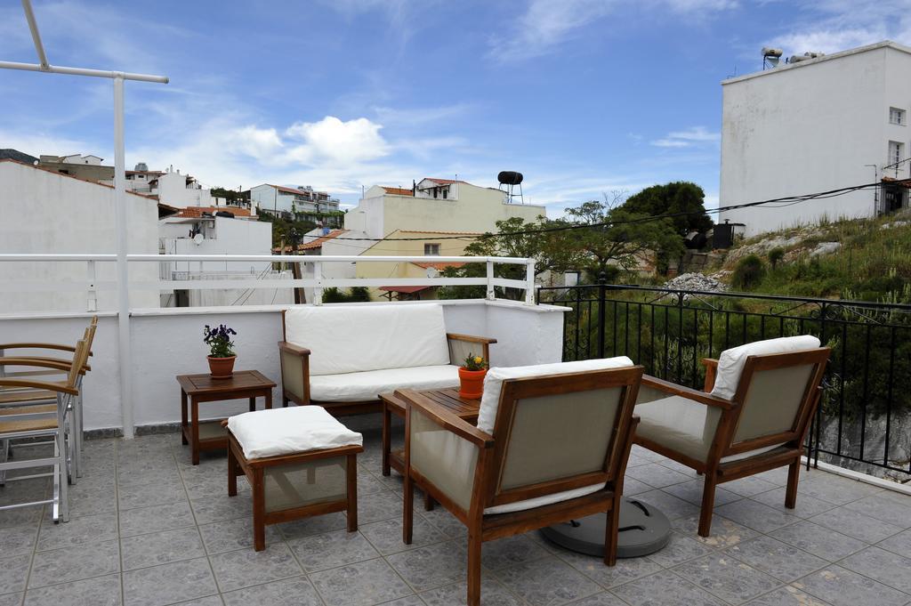Pension Margarita Skiathos-stad Buitenkant foto