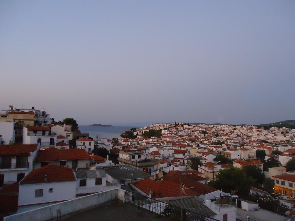 Pension Margarita Skiathos-stad Buitenkant foto