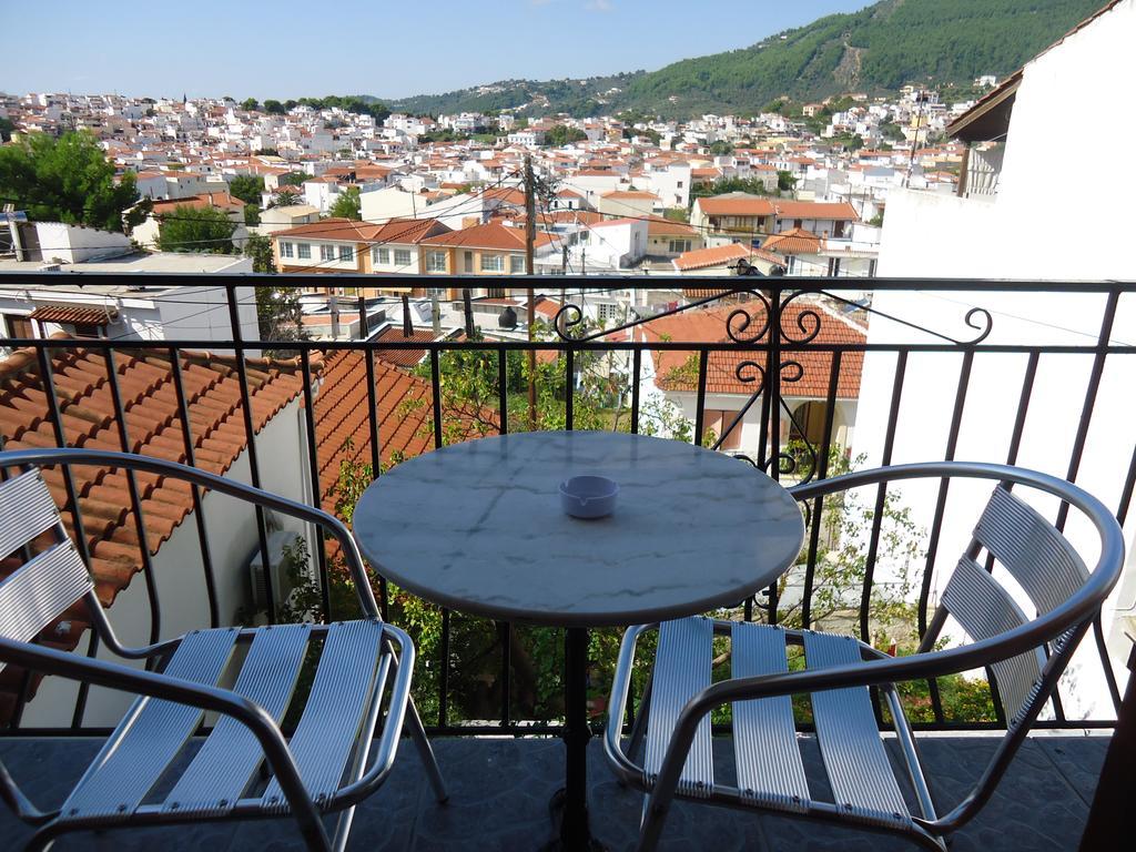 Pension Margarita Skiathos-stad Buitenkant foto