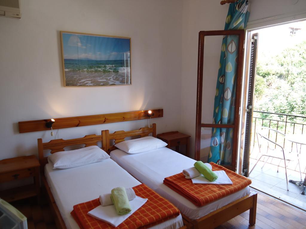 Pension Margarita Skiathos-stad Buitenkant foto