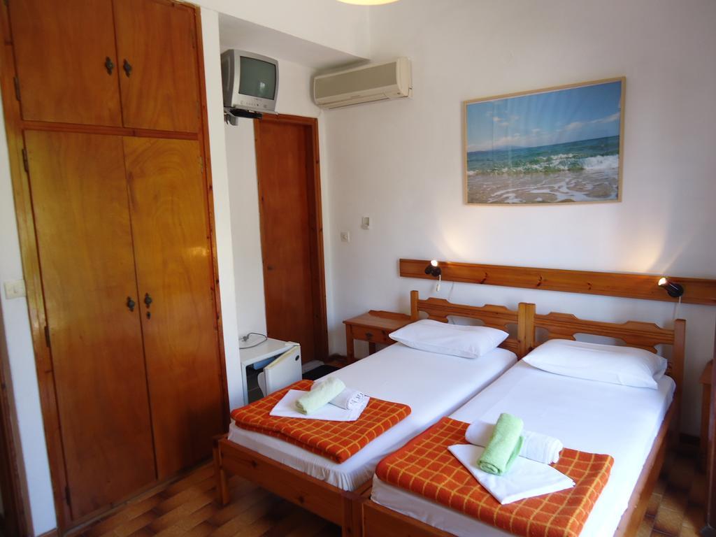 Pension Margarita Skiathos-stad Buitenkant foto